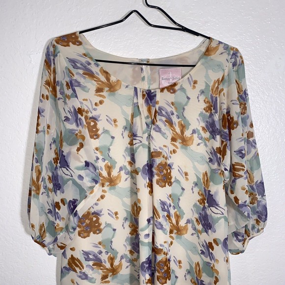 Romeo & juliet couture Floral Size Small - Picture 4 of 7